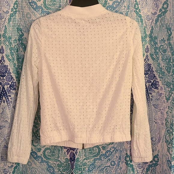 100% cotton eyelet bomber jacket - Picture 2 of 3